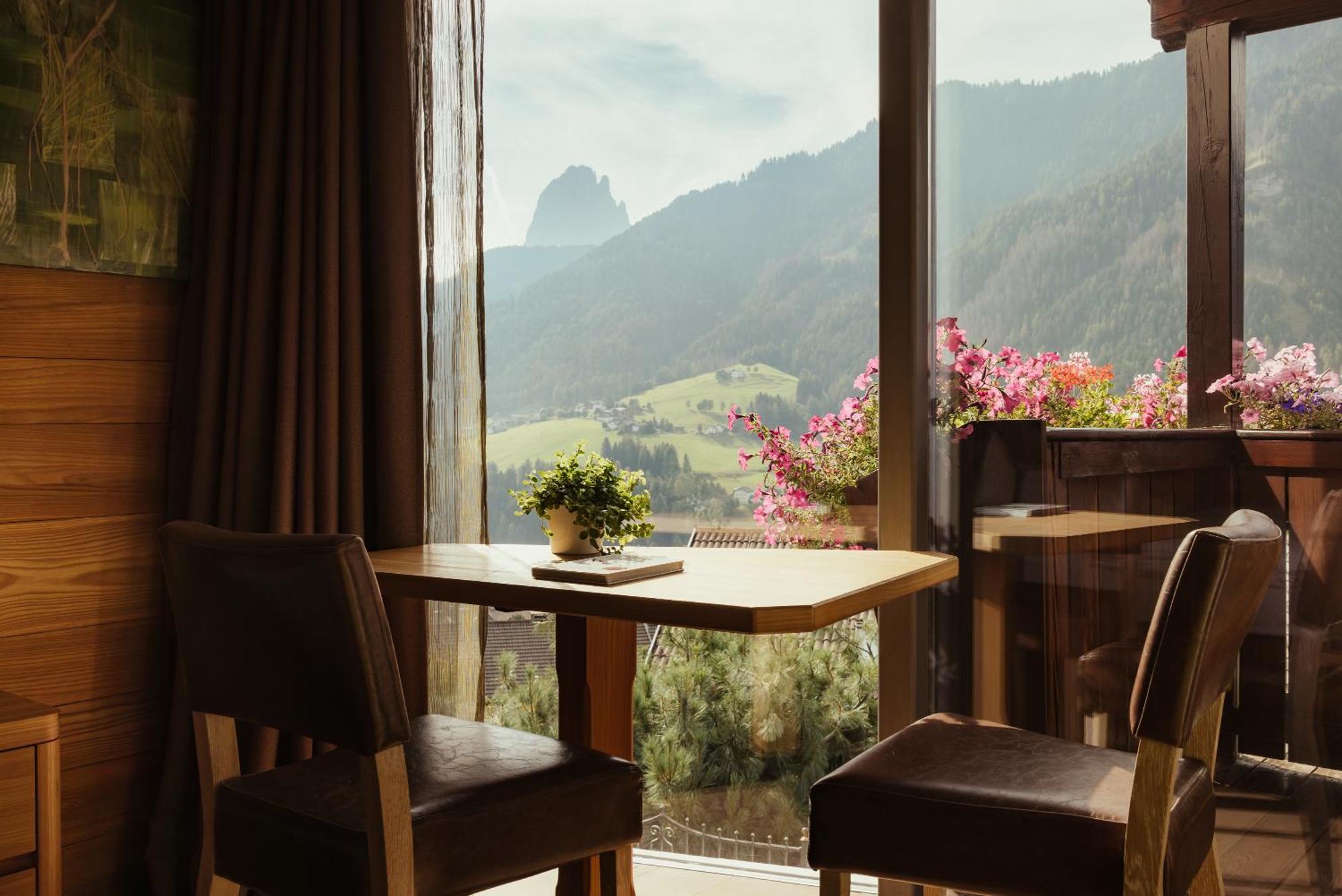 Hotel Grien Ortisei Luaran gambar