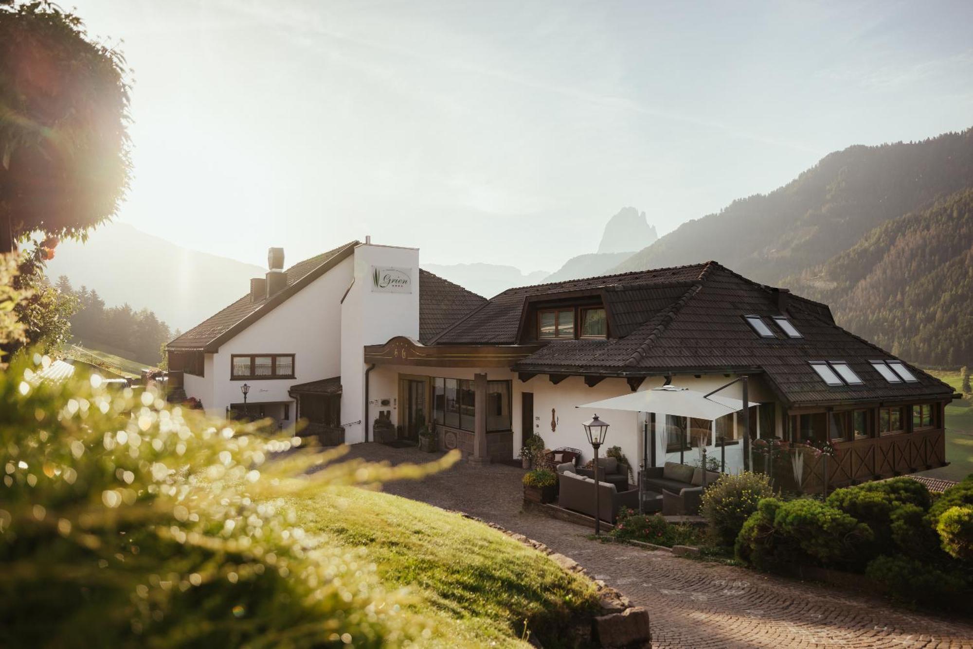 Hotel Grien Ortisei Luaran gambar